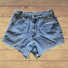 Vintage High Waisted Shorts with Window Pocket