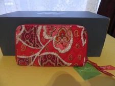 VERA BRADLEY "ROSY POSIES"  ZIP AROUND WALLET  RETIRED NEW