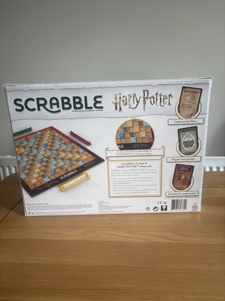 Mattel Scrabble Harry Potter Edition Board Set Spanish Educational Game - Image 2 of 2