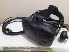 HTC VIVE VR HEADSET UPGRADED WITH VIVE DELUXE AUDIO STRAP DAS VR VIRTUAL REALITY