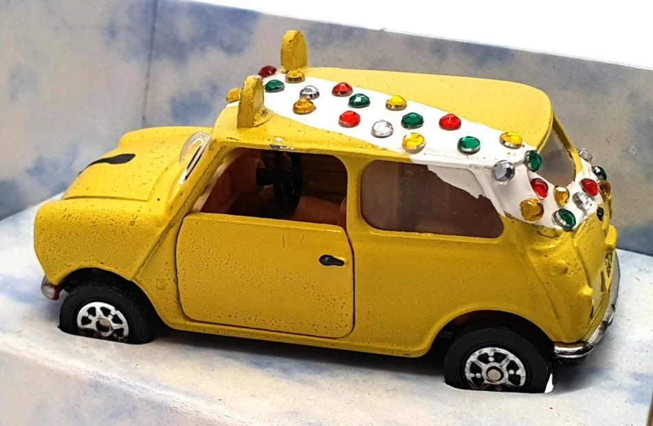 Corgi escala 1/36 C3min17 - mini conversión rediseñada - amarillo Foto 2 de 4