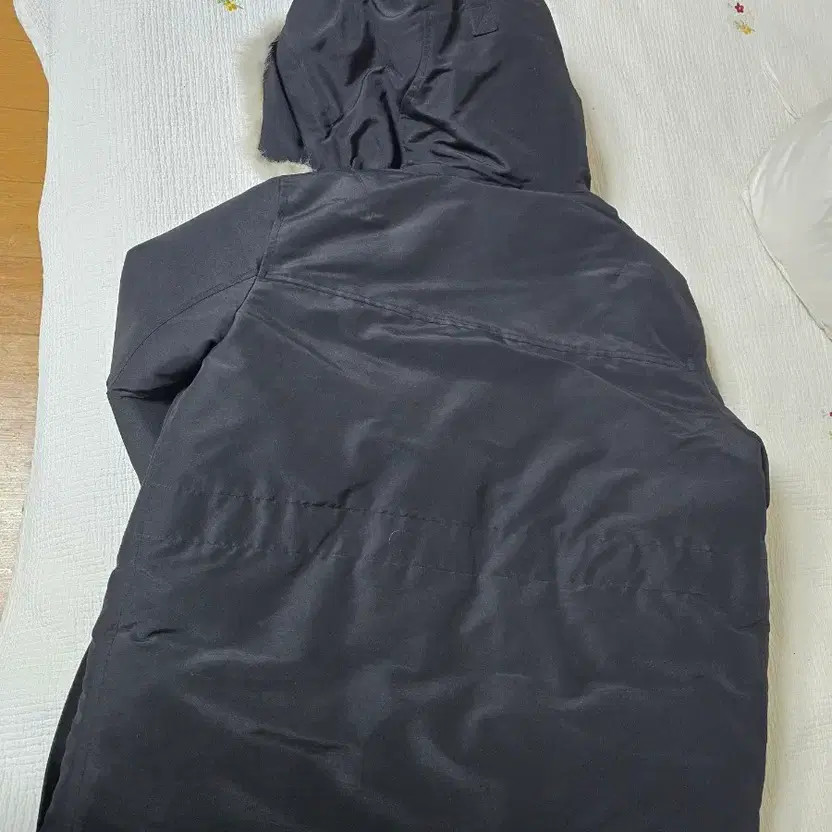 Lacoste Padded Jacket - Men's Lightly Used thumbnail 2