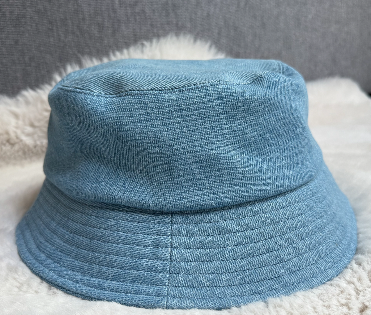 ⭐️CHANELデニムハット(未使用品)⭐️ Brand New 22S Chanel Bucket Denim blue Cotton Hat Size L