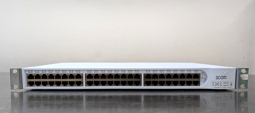 3Com 3C17204 SuperStack 3 Switch, 4400 Ethernet Switch, 48-Ports, 10/100Mbps - Picture 2 of 16