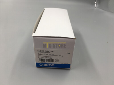 Omron-E3X-DA41-N Photoelectric Switch New In Box 1PCS