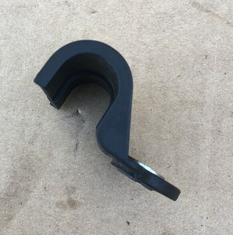 BMW E53 X5 (2005) 3.0d Auto - Battery Cable Bracket - 12521437509 