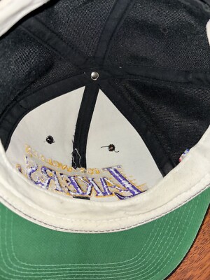 Vintage 1990s Lakers Sports Specialties Motion Script Snapback Hat