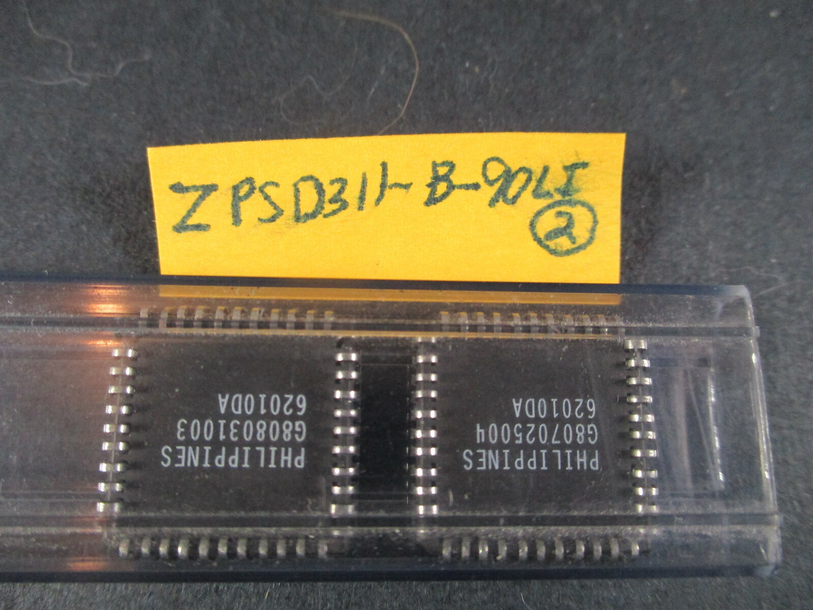 Foto 2 di 2