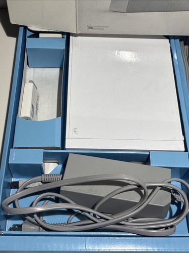 Nintendo Wii Complete No Game, Console, Controller & Cables - In Original Box - Picture 6 of 16