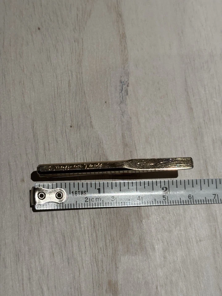Clip de corbata herramientas a presión - accesorio mecánico, vintage, tono dorado 2 1/4" Foto 4 de 4