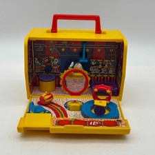 Vintage 1995 Pound Puppies Pound Jungle Circus Carry Case Playset 3 Animals