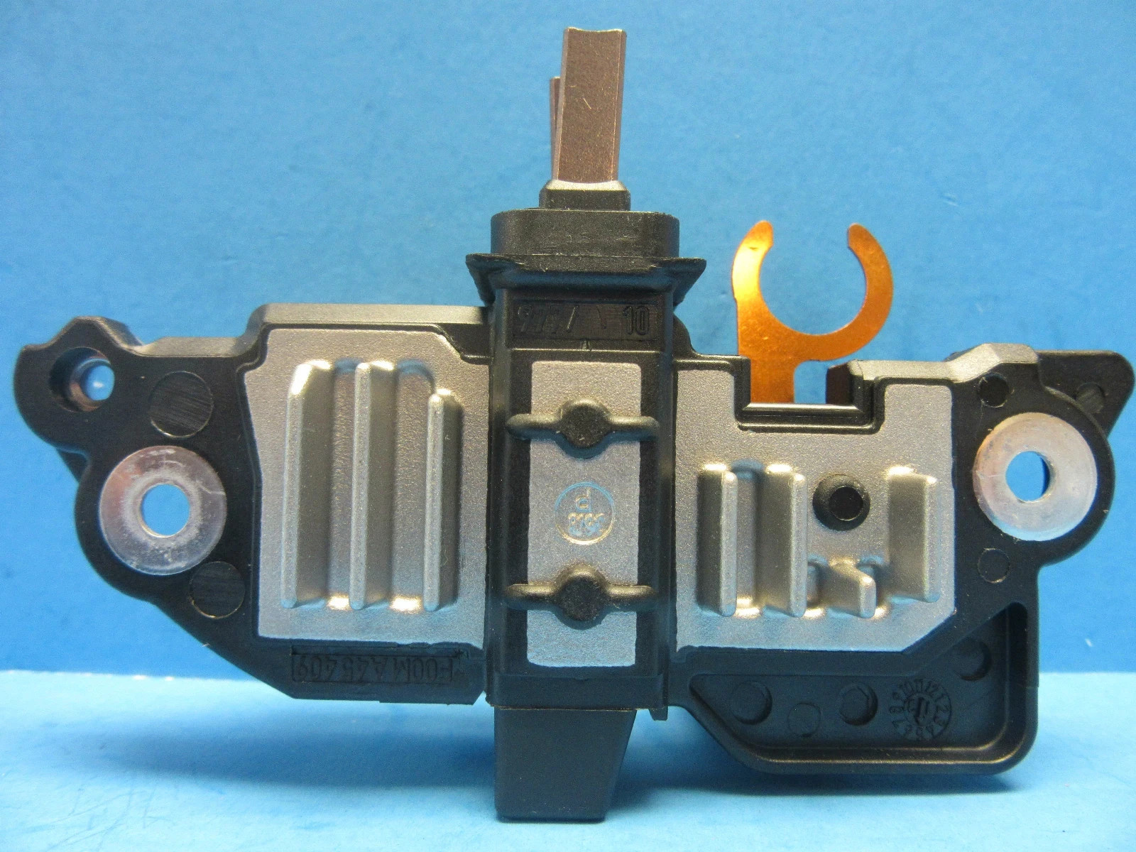 Voltage Regulator Genuine BOSCH F00M144146 for Mercedes