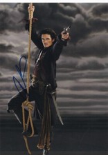 ORLANDO BLOOM signed Autogramm 20x30cm PIRATES OF CARIBBEAN in Person autograph