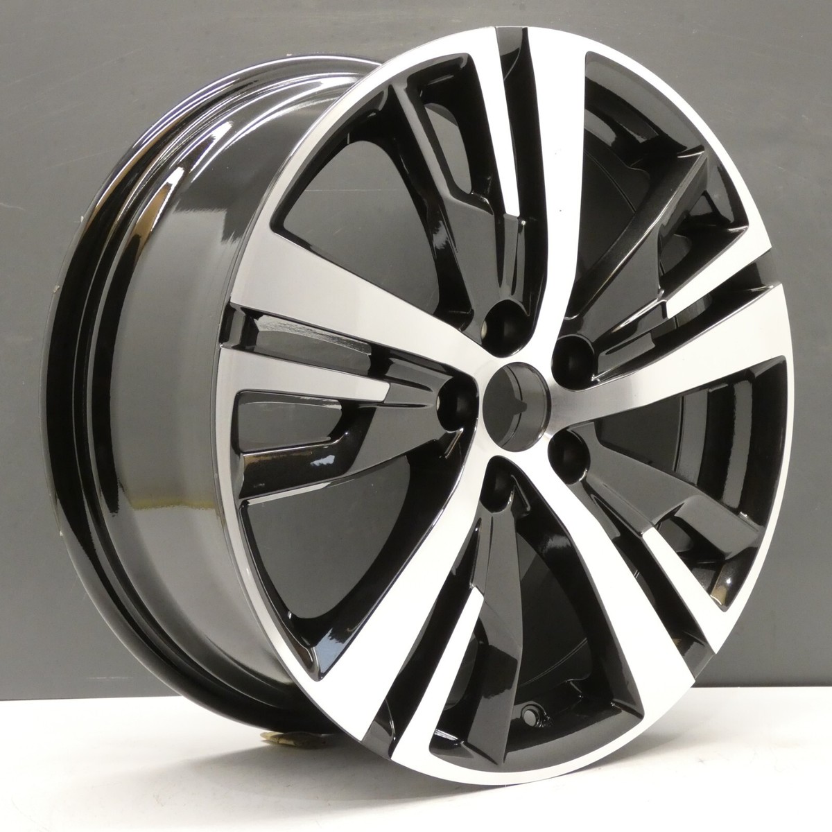 PEUGEOT 3008 DETROIT 18