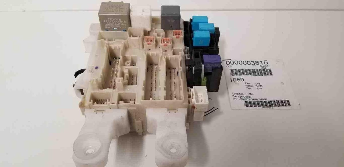 07 TOYOTA RAV-4 Cabin Fuse Box