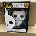 Funko POP! Large Enamel Pin Harry Potter HEDWIG 05 FLOCKED White Owl Brand New