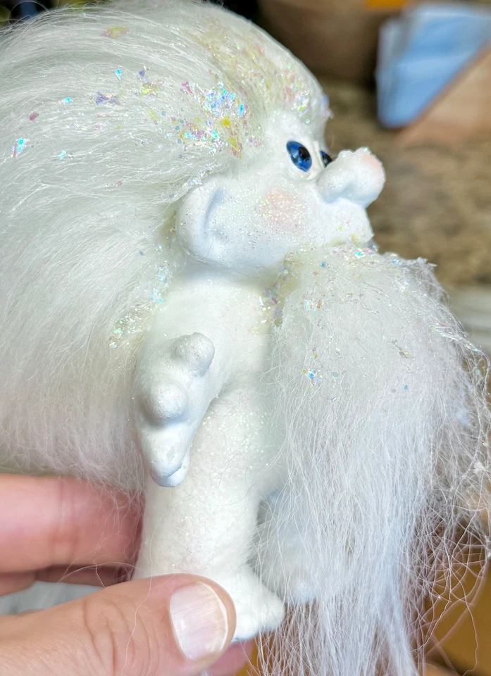 Boneco Dam Troll Snow Guy 5 pol.  O.O.A.K. Cabelo e barba de lã. Olhos de vidro - Imagem 3 de 4