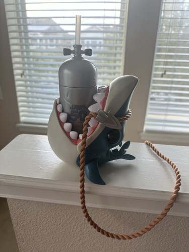JAWS 50th ANNIVERSARY SHARK W/SIPPER WATER BOTTLE SCUBA TANK UNIVERSAL ...