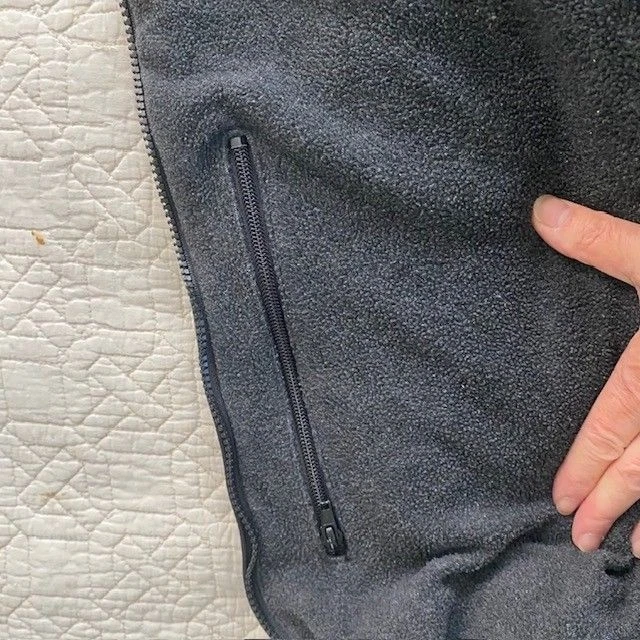 Gerry Windbreaker Black Jacket Gray Fleece Lined Size M Outdoor Hiking Full zip  - Image 4 of 4