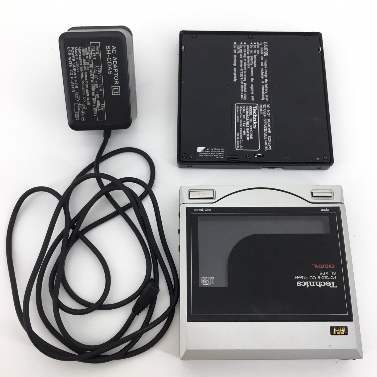 1985* TECHNICS PORTABLE CD PLAYER SL - XP5 + RECHARGEABLE SH - CDB5 + AC ADAPTOR