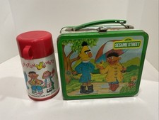 1983 SESAME STREET LUNCH BOX