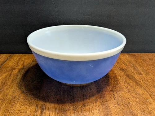 PYREX GLASS "Americana" Mixing Bowl 403 BLUE w/WHITE STRIPE 8 1/2" 2 1/2 qt VTG