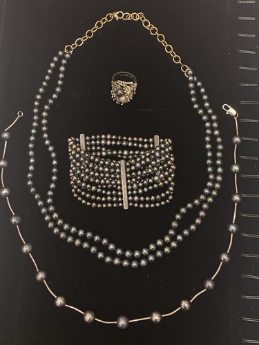Vintage Black Pearl Jewelry Lot – Necklaces, Bracelet & Ring Set, Elegant