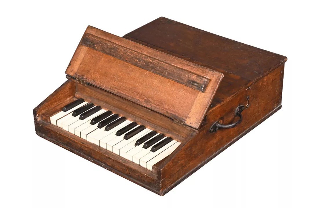 Hawkes & Son Keyboard Glockenspiel Antique Celesta Bell Piano Celeste