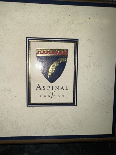 Aspinal of London 9ct Gold Fine Jewellery - Picture 9 of 17