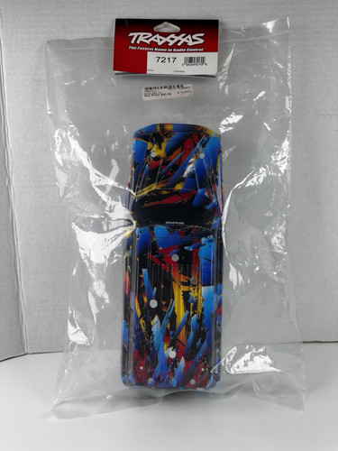 Traxxas 7217 Painted Body w/ Decals Applied (for 1/16 Summit) NEW - Picture 1 of 9