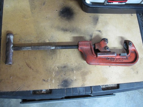 Erie Tool Works No. 2 Pipemaster Heavy Duty Pipe Cutter - 2" Capacity - USA - Picture 8 of 8