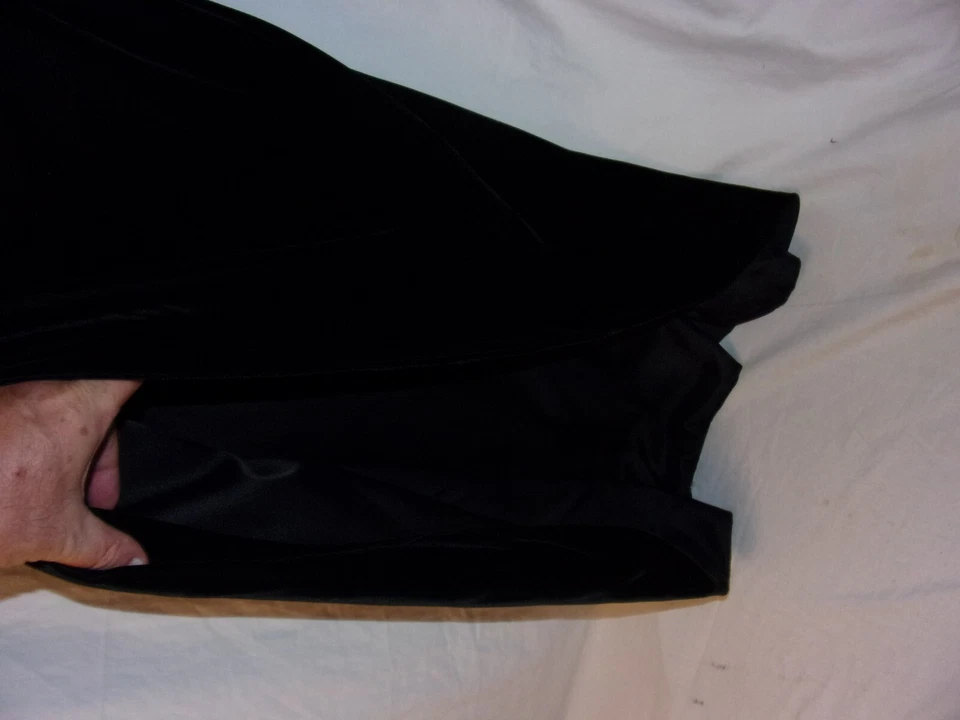 Impresionante vestido de noche de terciopelo negro tafetán rosa detalle de perlas M/L Foto 3 de 4