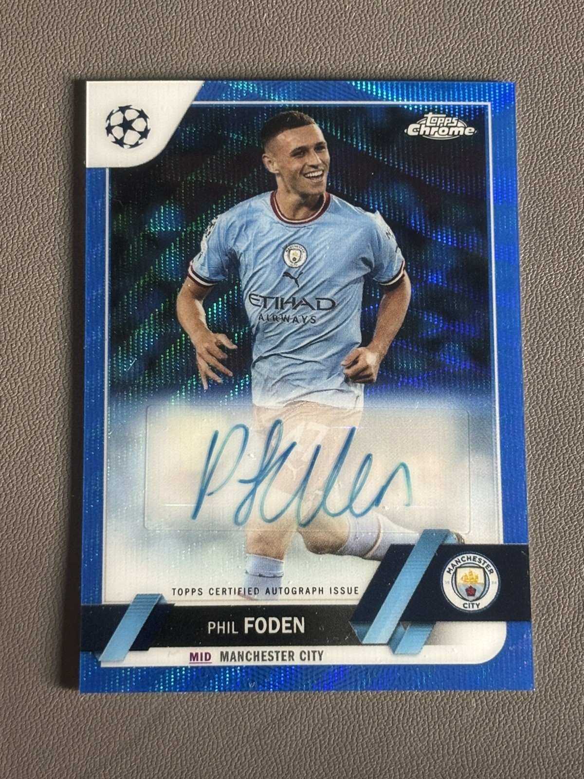Phil Foden 2022 Topps Chrome UCC Auto Blue Wave /75 Manchester City