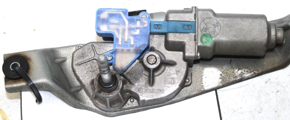 2010-11 SUBARU IMPREZA OUTBACK WRX STI WAGON REAR WIPER MOTOR OEM P/N 86510FG090 - Image 2 of 4