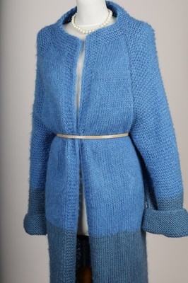 Sehr schöner langer Strickmantel -Jacke blau Größe L XL, mit Wolle