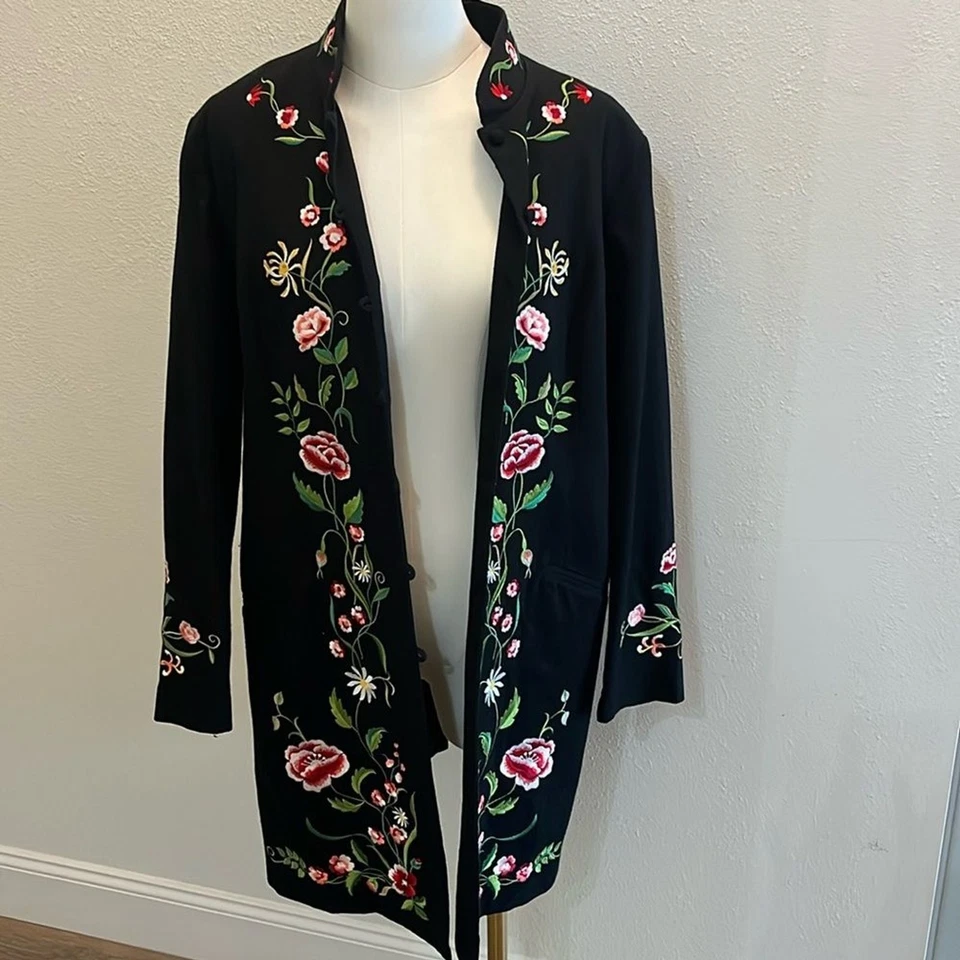 Victor Costa Occassion Black Floral Embroidered Duster Jacket Long Sleeve Size M - Image 3 of 4