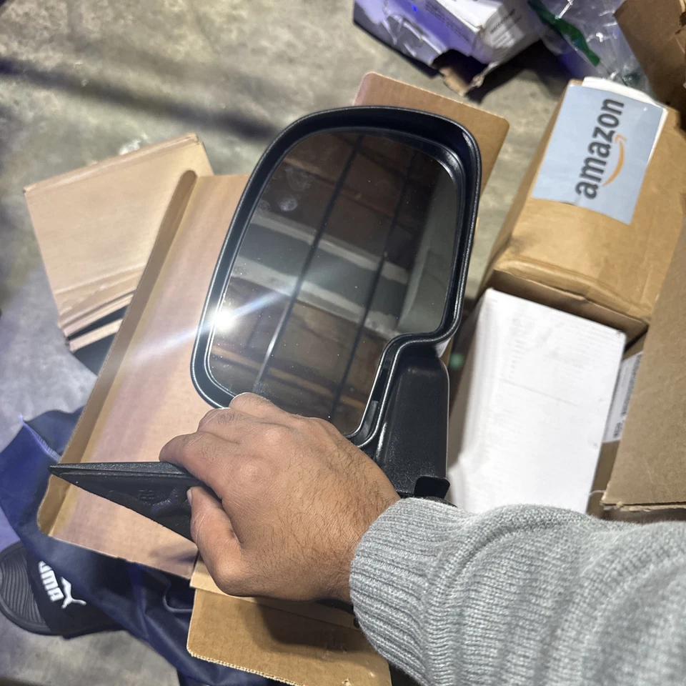 Espejo retrovisor lateral Dorman 955-069 para modelos Chevrolet GMC Foto 2 de 4