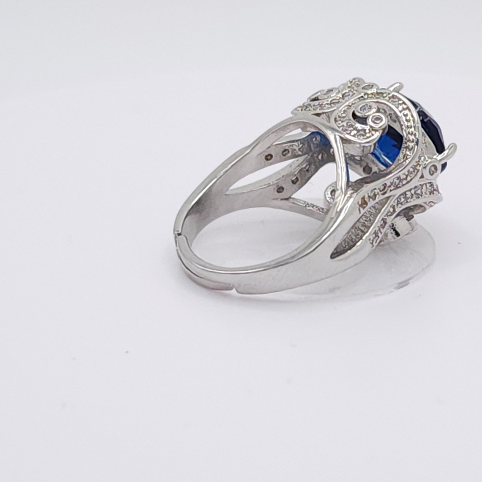 Adjustable Silver Tone Ring Blue Oval Crystal Sta… - image 14