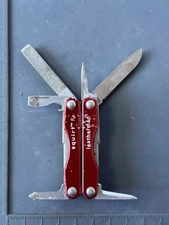 Leatherman Squirt P4 Multitool Red Retired Missing Key Ring Twisted Driver Used