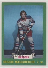 1973-74 O-Pee-Chee Light Back Bruce MacGregor #201 7uo