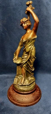 Jugendstil Skulptur um 1900 - Bild 1 von 4