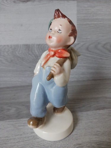 Royal Dux Boy With Napsack And Dog Ceramic Figurine 6.5 Inches Vintage - 第 1/10 張圖片