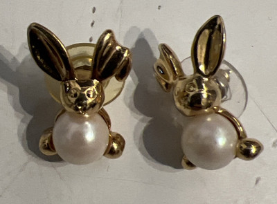 Vintage Easter Earrings Bunny Rabbit Stud Costume