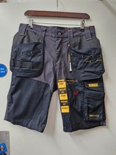 BNWT DEWALT Mens Hamden Black Twin Holster Pockets Shorts UK 30- CG T14