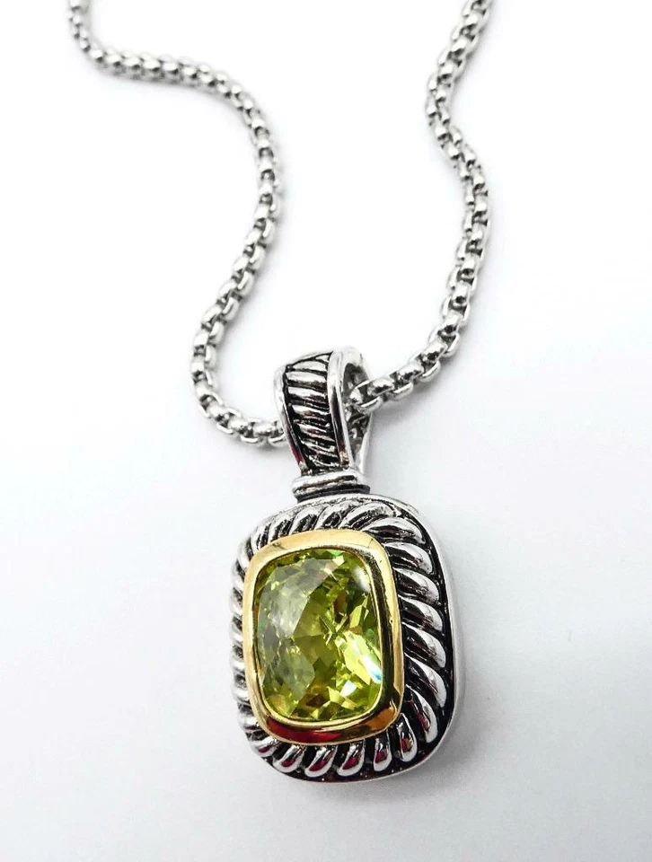 GORGEOUS 18kt Gold Plated Antique Cable Peridot Green Crystal Pendant Necklace - Image 2 of 4