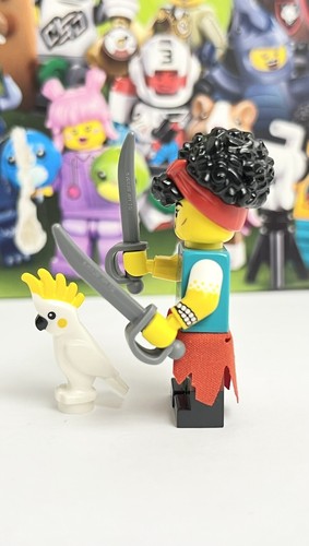 Lego Minifigures Series 27 Pirate Quartermaster 71048 - Picture 6 of 10