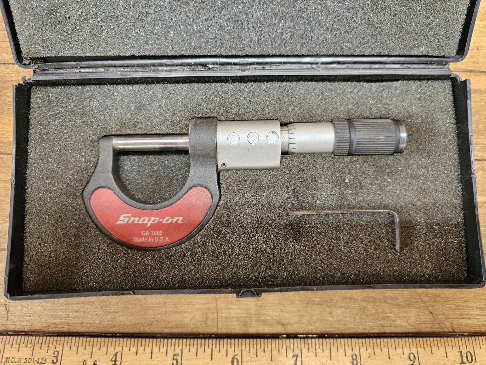 Vintage Tools SnapOn GA1000 Digital Read Micrometer Snap On Tools NICE