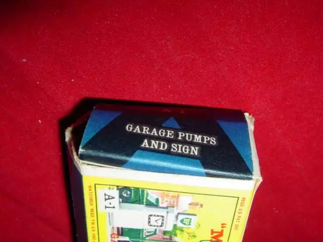Vintage LESNEY Matchbox : A-1 BP GARAGE PUMP & SIGN  England (BOX ONLY) original - Image 2 of 4