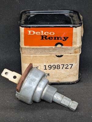 NOS 1960 BUICK 1961 1962 SPECIAL SKYLARK SINGLE SPEED WIPER SWITCH W/O WASHER