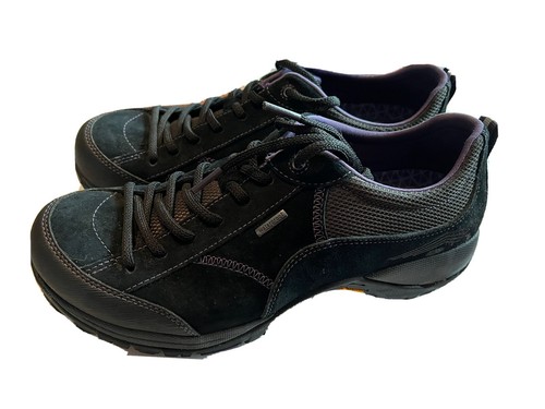 dansko waterproof shoes